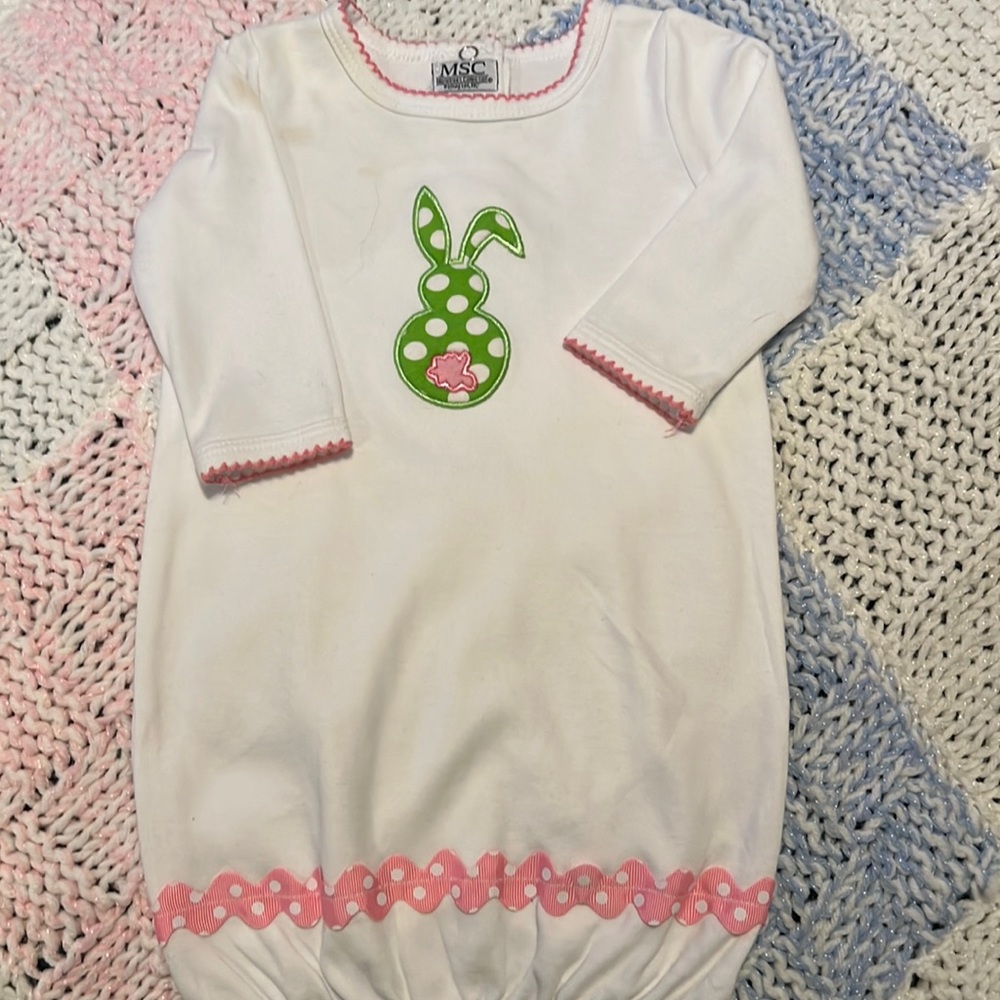 Newborn adorable gown w colorful rabbit & pink trim on cuffs & front👼